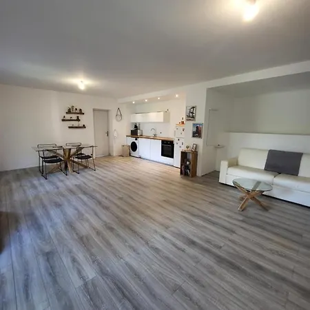 Nouveau Bas De Villa, Confort Et Detente Daire *